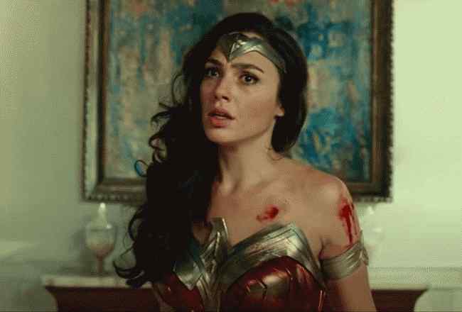 Galas Gadotas „Wonder Woman“ 1984 m