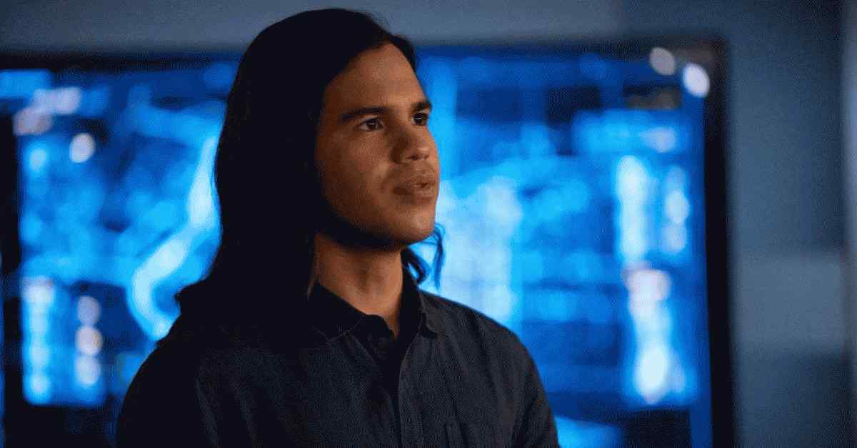 Nagbubukas si Carlos Valdes Tungkol sa Kanyang Exit Mula sa Flash