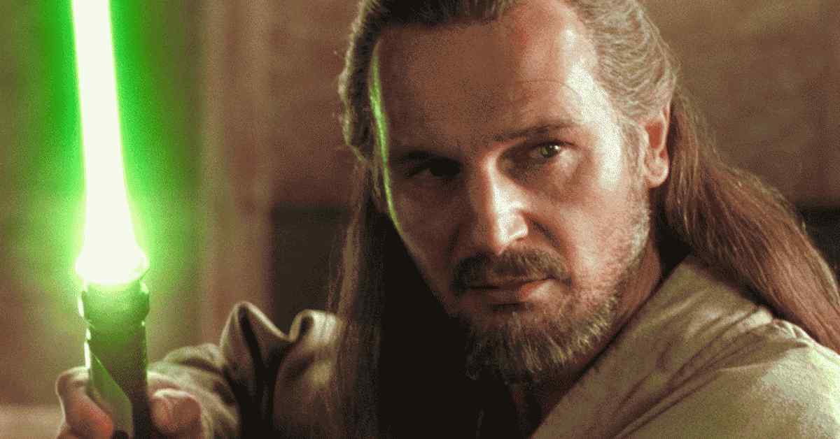Chiến tranh giữa các vì sao: Qui-Gon Nam diễn viên Liam Neeson trình diễn chiếc đèn treo tường Phantom Menace gốc