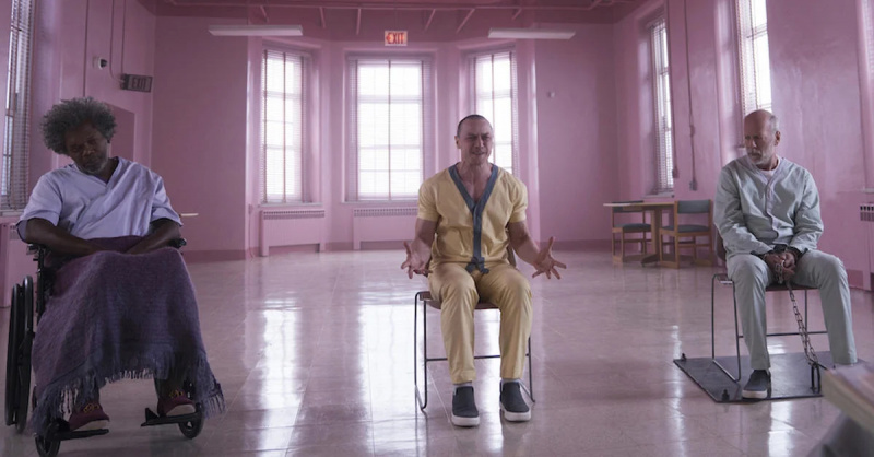 فيلم زجاجي 2019-m-night-shyamalan.jpg