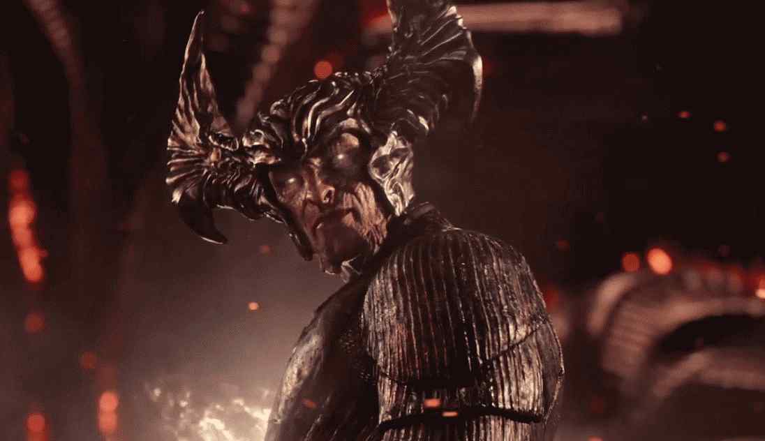ザック・スナイダーがジャスティス・リーグのスナイダーカットのために素晴らしいステッペンウルフの再設計を解き放つ