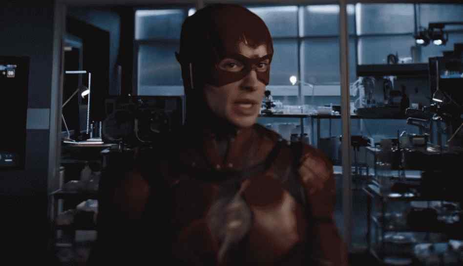 Første titt på Ezra Millers nye The Flash Suit Revealed på DC FanDome