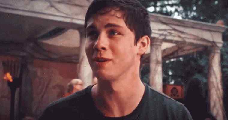 Percy Jackson Hayranları, Oyunculuk Haberlerinin Ardından Disney + Dizisinde Görüntülenmek İçin Logan Lerman'ın Ardında Toplandı