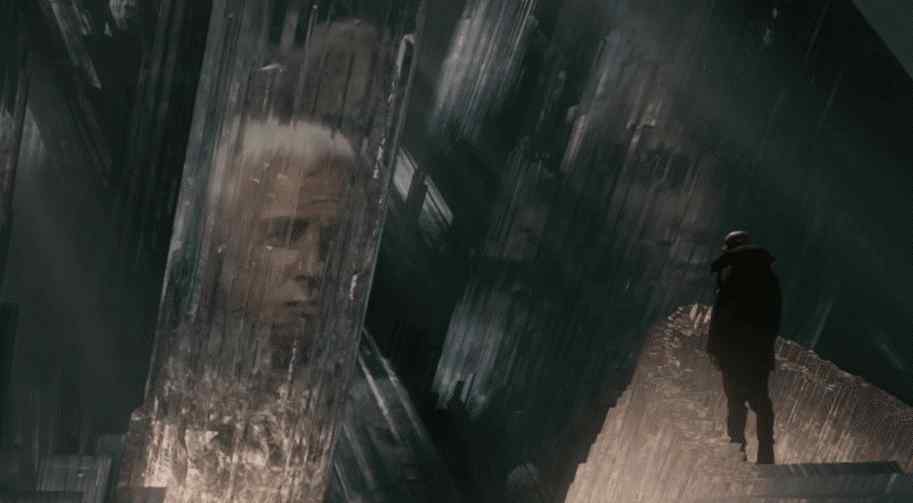 Zack Snyder, Süpermen'in Yalnızlık Kalesinin DCEU'da Gerçek Bir Yer Olmadığını Açıkladı
