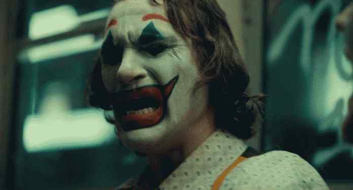 SNL si alza per il film di Joker con l'esilarante Downton Abbey Spoof