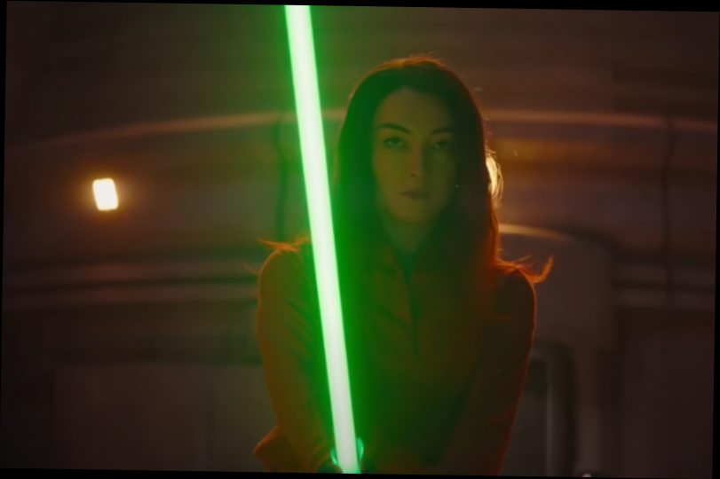 Teaser Ahsoka Menampilkan Pertarungan Sabine vs Shin Lightsaber yang Epik