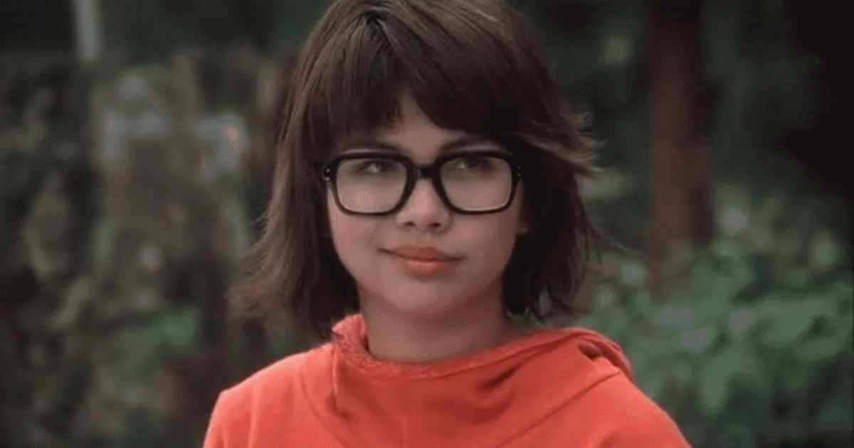 Velma de Mindy Kaling tornarà a imaginar el personatge d'origen asiàtic oriental, no inclourà Scooby-Doo ni màquina misteriosa