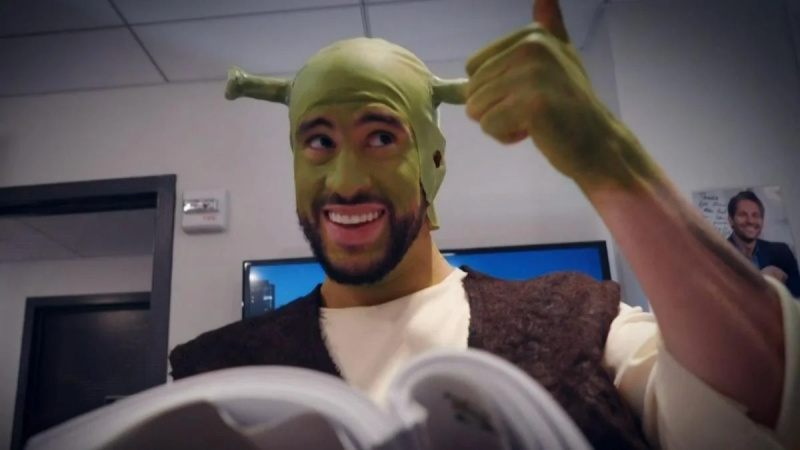  saturday-night-live-bad-bunny-shrek-movie.jpg
